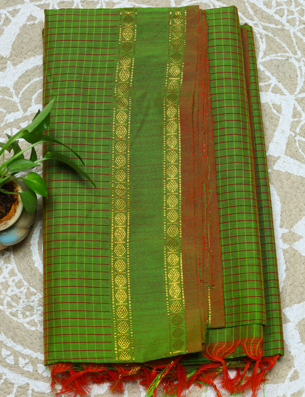 Leaf Green Muthukattam Cotton Sarees